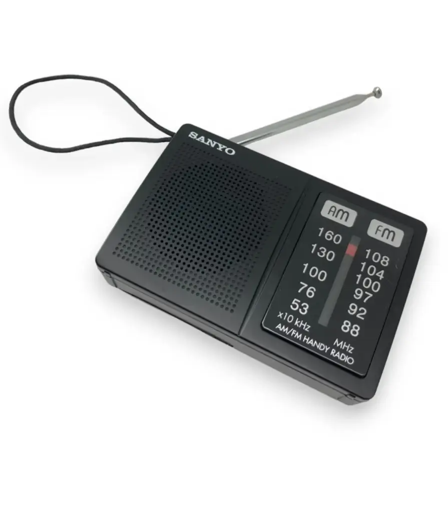 205-Radio AM/FM Sanyo KS108N *1*.